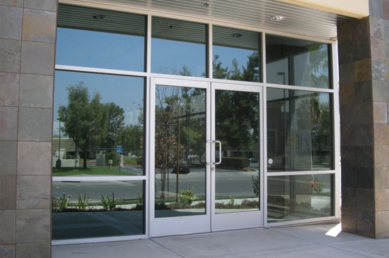 Hanford-commercial-door-repair